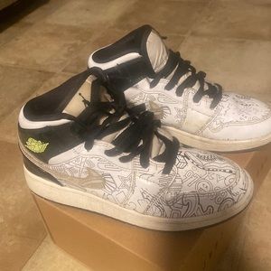 Graffiti Nike jordans